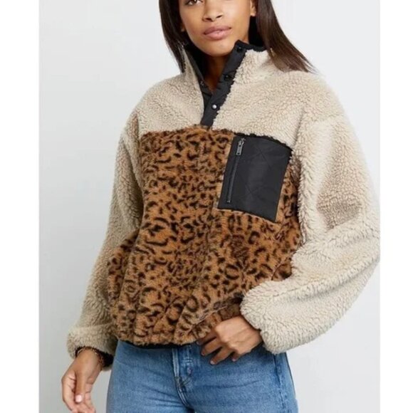 Rails Saga Leopard Print Teddy Quarter-Zip Pullover Jacket - Picture 1 of 8